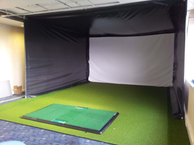 Golf Simulator Enclosure and Projection Screen